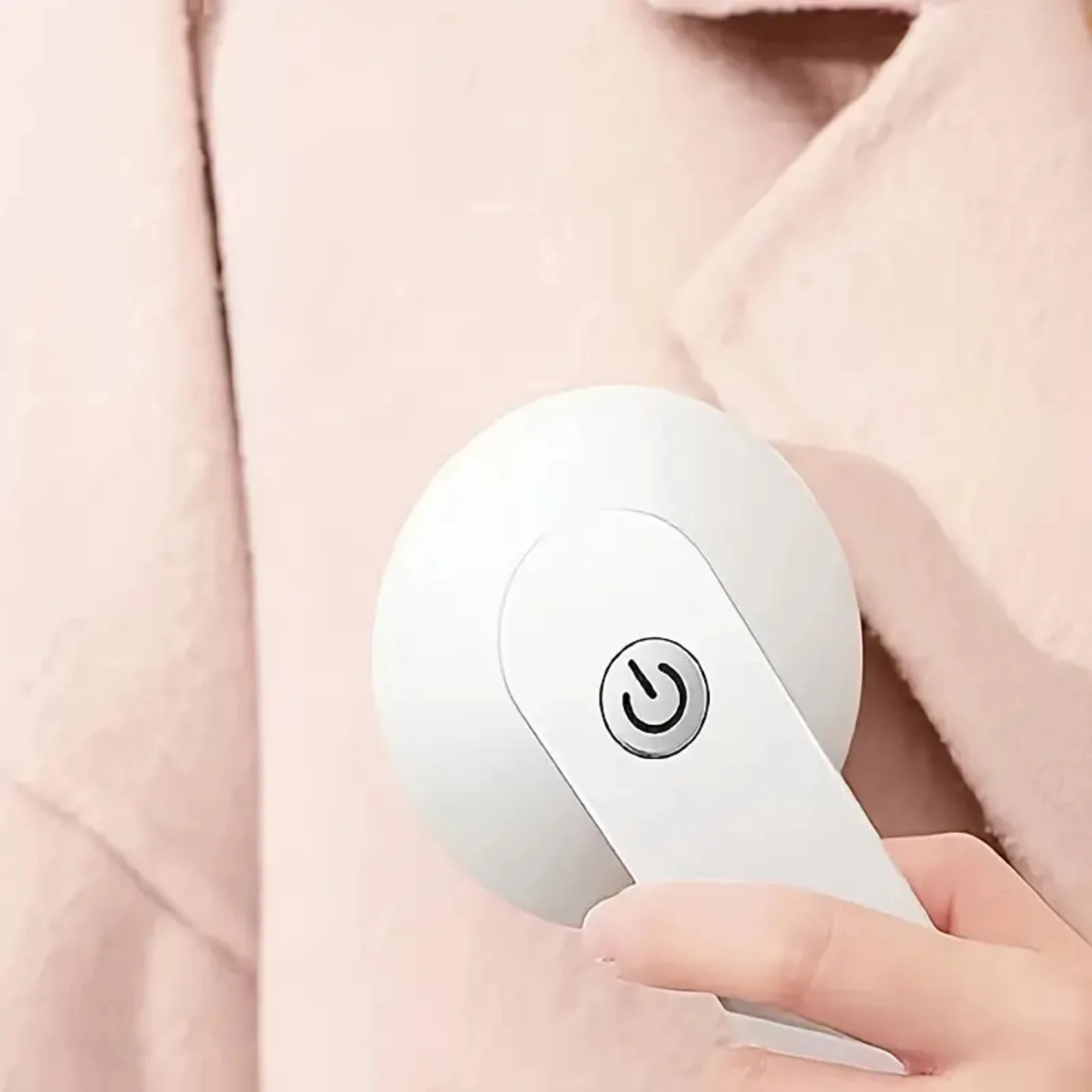 Portable and Convenient USB Rechargeable Compact Fabric Defuzzer, Handheld Electric Lint Remover for Clothes and Fabrics, Travel
Portable and Convenient USB Rechargeable Compact Fabric Defuzzer, Handheld Electric Lint Remover for Clothes and Fabrics, Travel