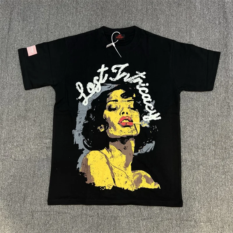 Lost intricacy washed retro style printed color hot stamping pure cotton short T
Lost intricacy washed retro style printed color hot stamping pure cotton short T