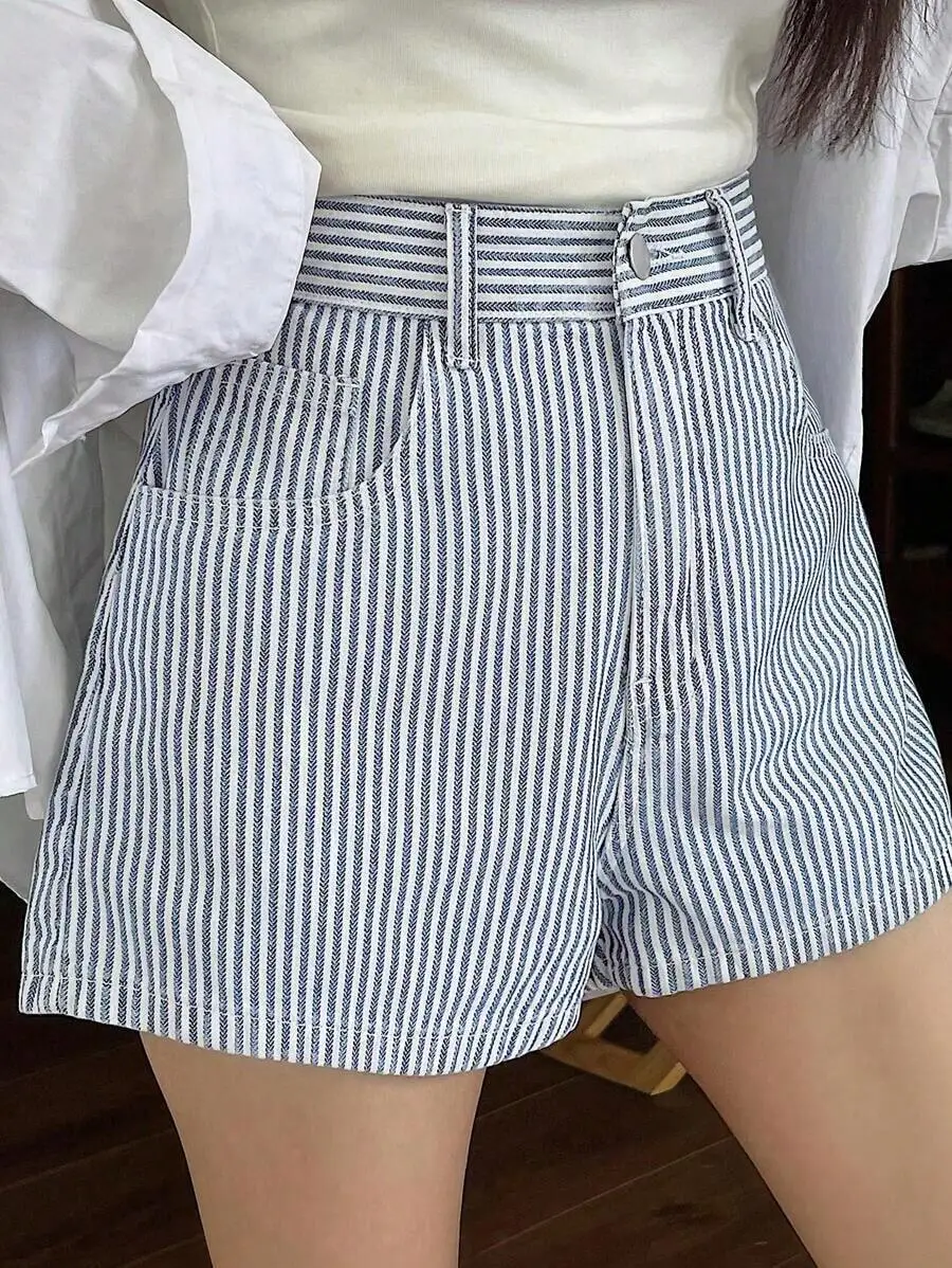Womens Striped Denim Bermuda Shorts Loose Fit Mid Waist Casual Summer Shorts
Womens Striped Denim Bermuda Shorts Loose Fit Mid Waist Casual Summer Shorts