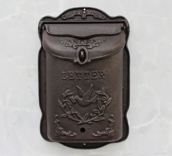 HT retro cast iron handicrafts retro cast iron old mailbox mailbox wall decoration wall hanging large
HT retro cast iron handicrafts retro cast iron old mailbox mailbox wall decoration wall hanging large