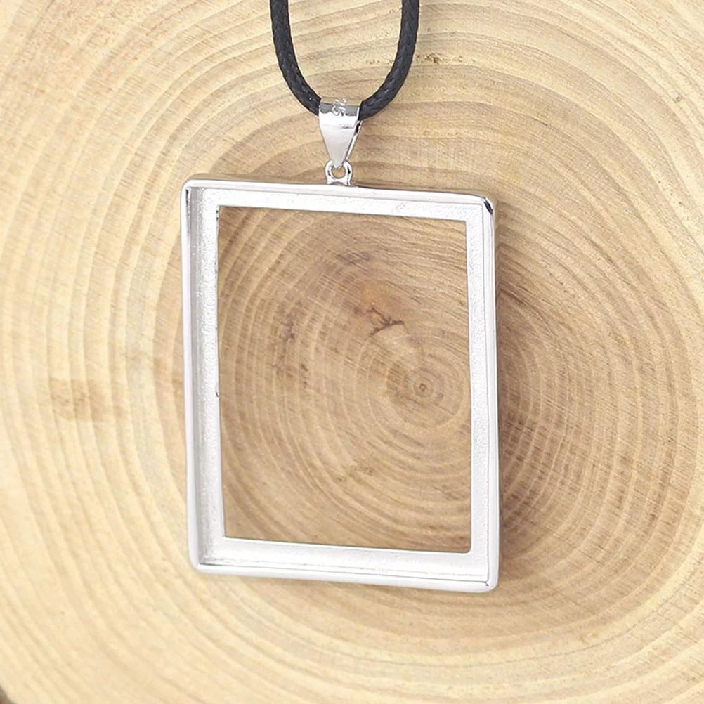 Silver Plated Backless Square Pendant Empty Holder Bezel Charms Pendants Hollow Pressed Frame 16X22CM Open
Silver Plated Backless Square Pendant Empty Holder Bezel Charms Pendants Hollow Pressed Frame 16X22CM Open