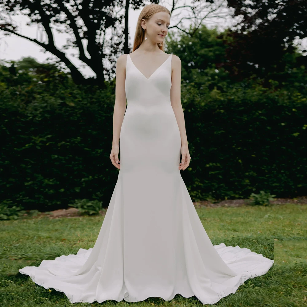 Simple V Neck Wedding Dresses Spaghetti Straps Sleeveless Bridal Grown Open Back Floor Length Bow Satin A Line Vestidos De Novia
Simple V Neck Wedding Dresses Spaghetti Straps Sleeveless Bridal Grown Open Back Floor Length Bow Satin A Line Vestidos De Novia