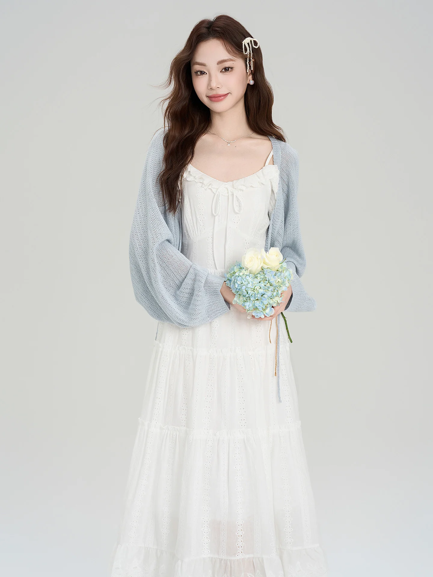 Unique Beautiful Summer New Loose Knitted Cardigan Salt System Maturity Two-Piece Set Women's Fashion Ensemble Spring Collection
Unique Beautiful Summer New Loose Knitted Cardigan Salt System Maturity Two-Piece Set Women's Fashion Ensemble Spring Collection