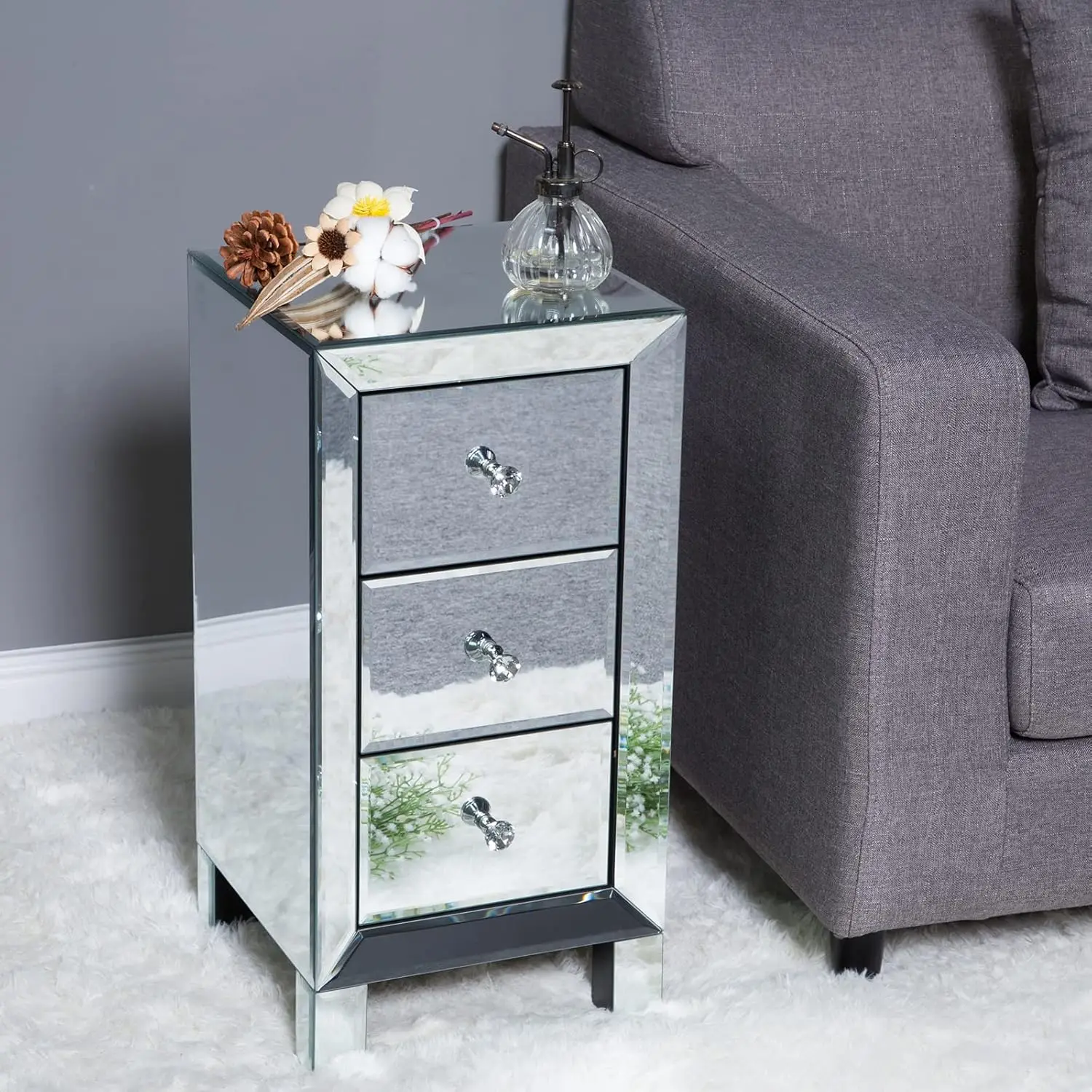Mirrored Nightstand with 3-Drawers Silver Side End Table Mirrored Furniture for Small Space, Bedroom, Living Room
Mirrored Nightstand with 3-Drawers Silver Side End Table Mirrored Furniture for Small Space, Bedroom, Living Room