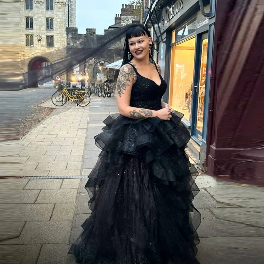 Sparkly A-Line Pleated Mesh Prom Dresses Black V-Neck Customized Formal Evening Floor-Length vestidos de fiesta
Sparkly A-Line Pleated Mesh Prom Dresses Black V-Neck Customized Formal Evening Floor-Length vestidos de fiesta
