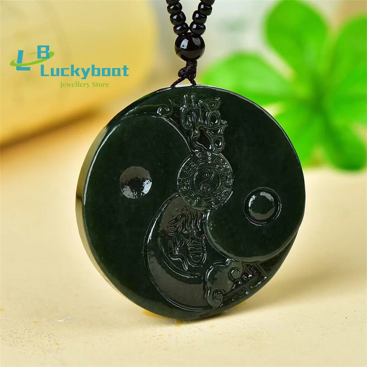 Натуральный нефритовый кулон Hotan Yin Yang просвещение восемь триграммов Простой Элегантный Модный изысканный универсальный для мужчин и женщин
Натуральный нефритовый кулон Hotan Yin Yang просвещение восемь триграммов Простой Элегантный Модный изысканный универсальный для мужчин и женщин