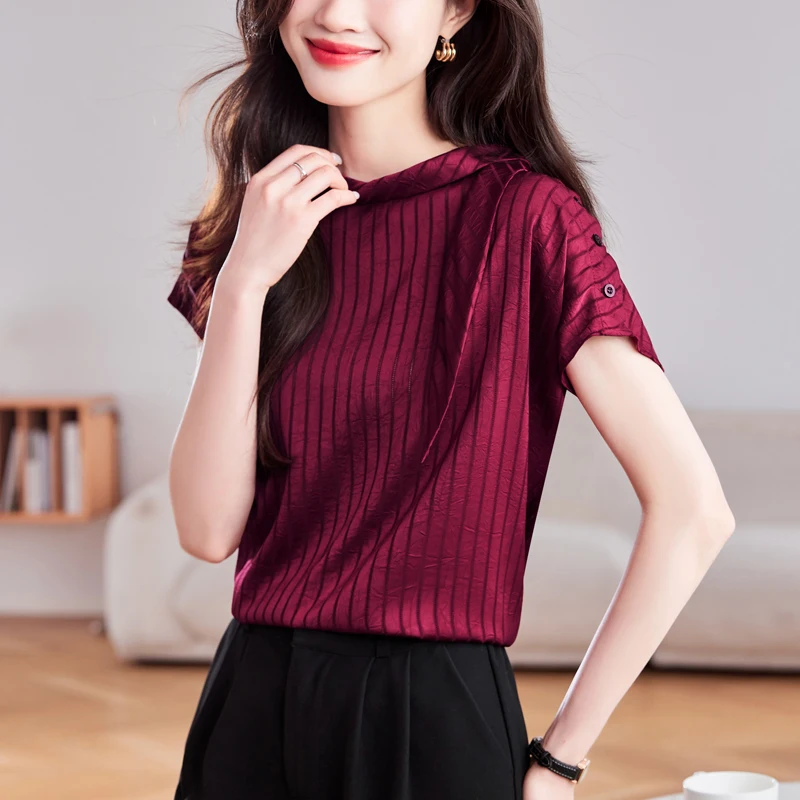 Satin Blouse 2025 Summer New Fashion Vertical Striped Short-sleeved Tops Shirt Office Lady Formal Work
Satin Blouse 2025 Summer New Fashion Vertical Striped Short-sleeved Tops Shirt Office Lady Formal Work