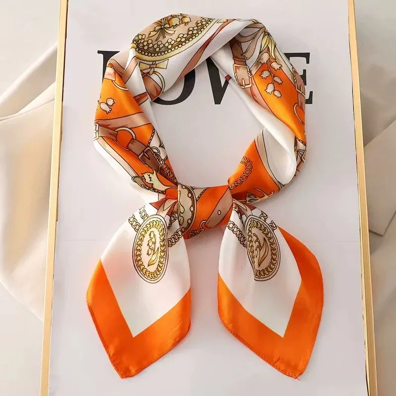 1pcs 70cm Roman Chain Silk Scarf for Women Simulated Silk Geometric Round Fashion Versatile Headwear Clothing Square Scarf
1pcs 70cm Roman Chain Silk Scarf for Women Simulated Silk Geometric Round Fashion Versatile Headwear Clothing Square Scarf
