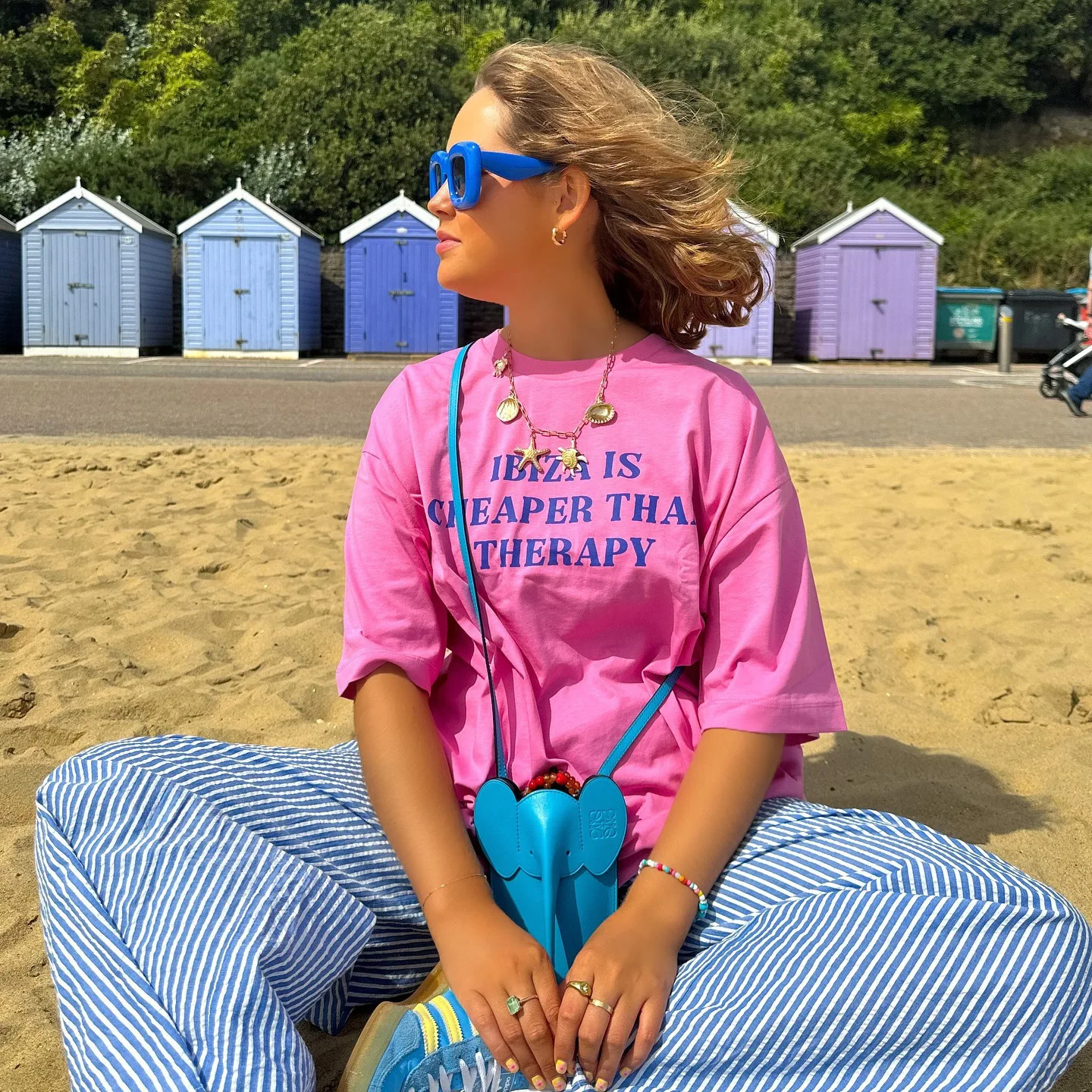 Women's Clothing, American Minimalist Letter Short Sleeved Shirt, Girls' Pink, New Women's Top, Casual And INS Style
Women's Clothing, American Minimalist Letter Short Sleeved Shirt, Girls' Pink, New Women's Top, Casual And INS Style