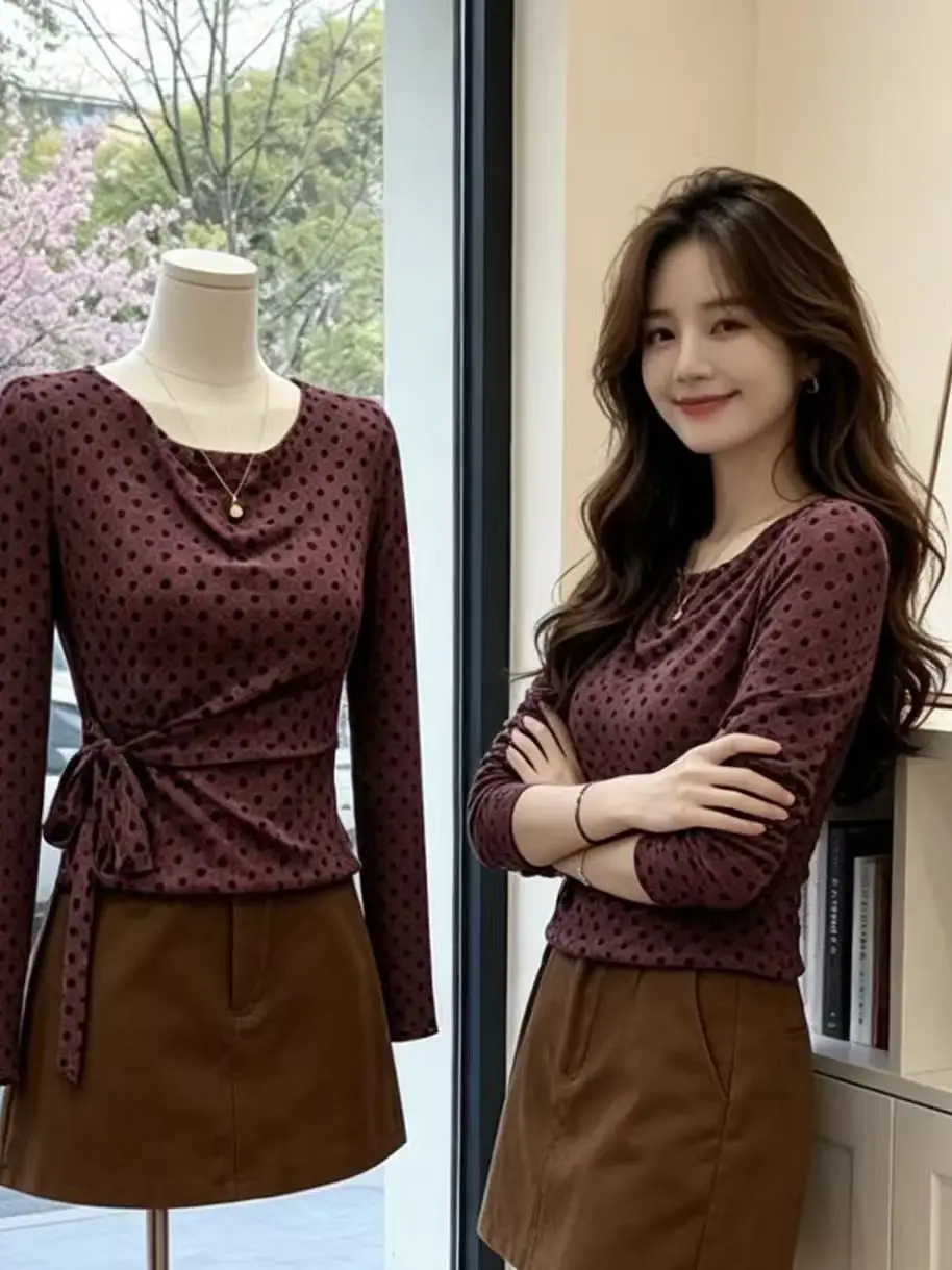 Elegant Long Sleeve Mesh Base Shirt Women's Slim Fit round Neck Polka Dot Print Commute Style Fashionable Inner Wear Top
Elegant Long Sleeve Mesh Base Shirt Women's Slim Fit round Neck Polka Dot Print Commute Style Fashionable Inner Wear Top