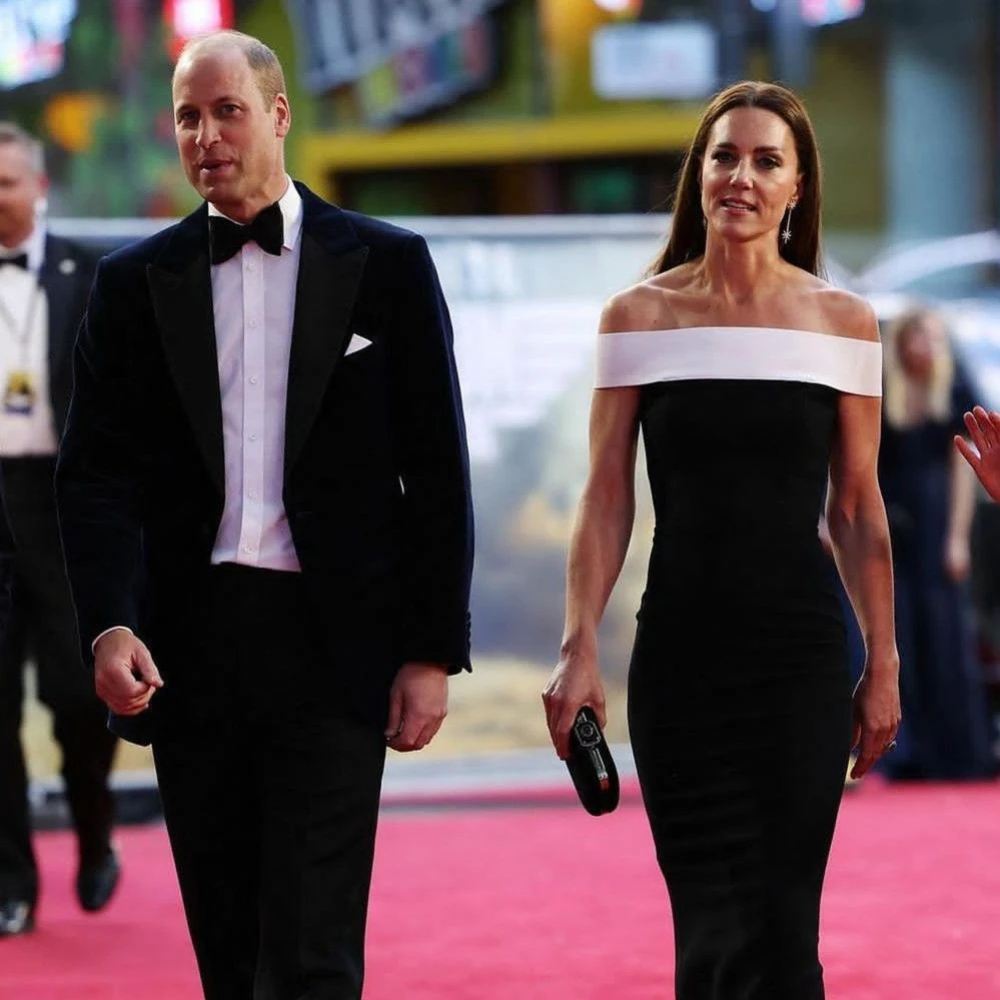 Elegant Long Black Celebrity Dresses Mermaid Robe De Soiree Floor Length Boat Neck Formal Gowns for Women 2024
Elegant Long Black Celebrity Dresses Mermaid Robe De Soiree Floor Length Boat Neck Formal Gowns for Women 2024