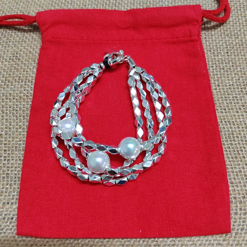 2021 New Stainless steel alloy Silver Color Cute Have logo No Buckle Fashion Charm Bead Bracelet Free Wholesale Shipping
2021 New Stainless steel alloy Silver Color Cute Have logo No Buckle Fashion Charm Bead Bracelet Free Wholesale Shipping