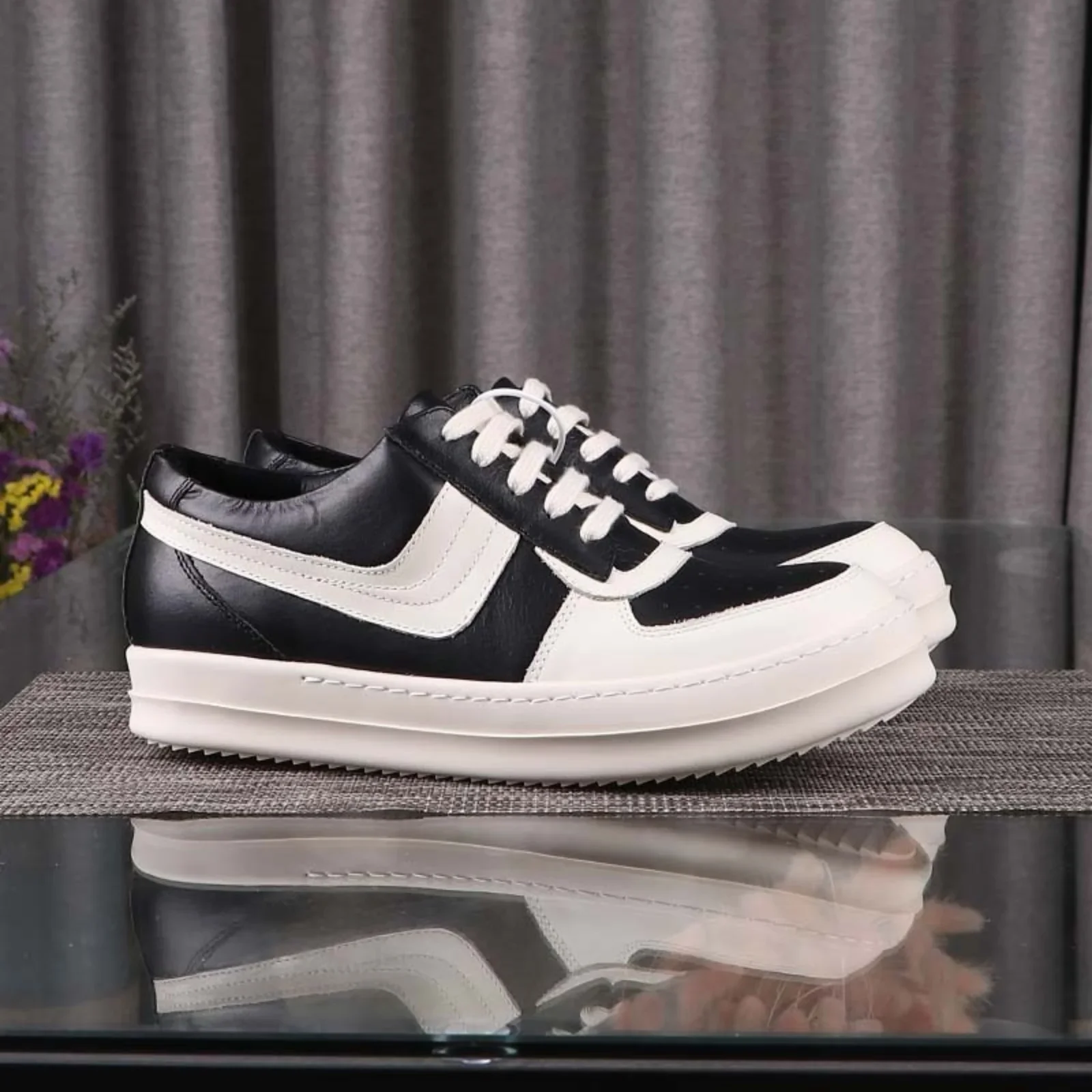 Top Quality Men and Women Casual Sneakers 35-48 Brand Designer Real Leather Tennis shoes Punk Goth Trend Lace-up RO shoes
Top Quality Men and Women Casual Sneakers 35-48 Brand Designer Real Leather Tennis shoes Punk Goth Trend Lace-up RO shoes