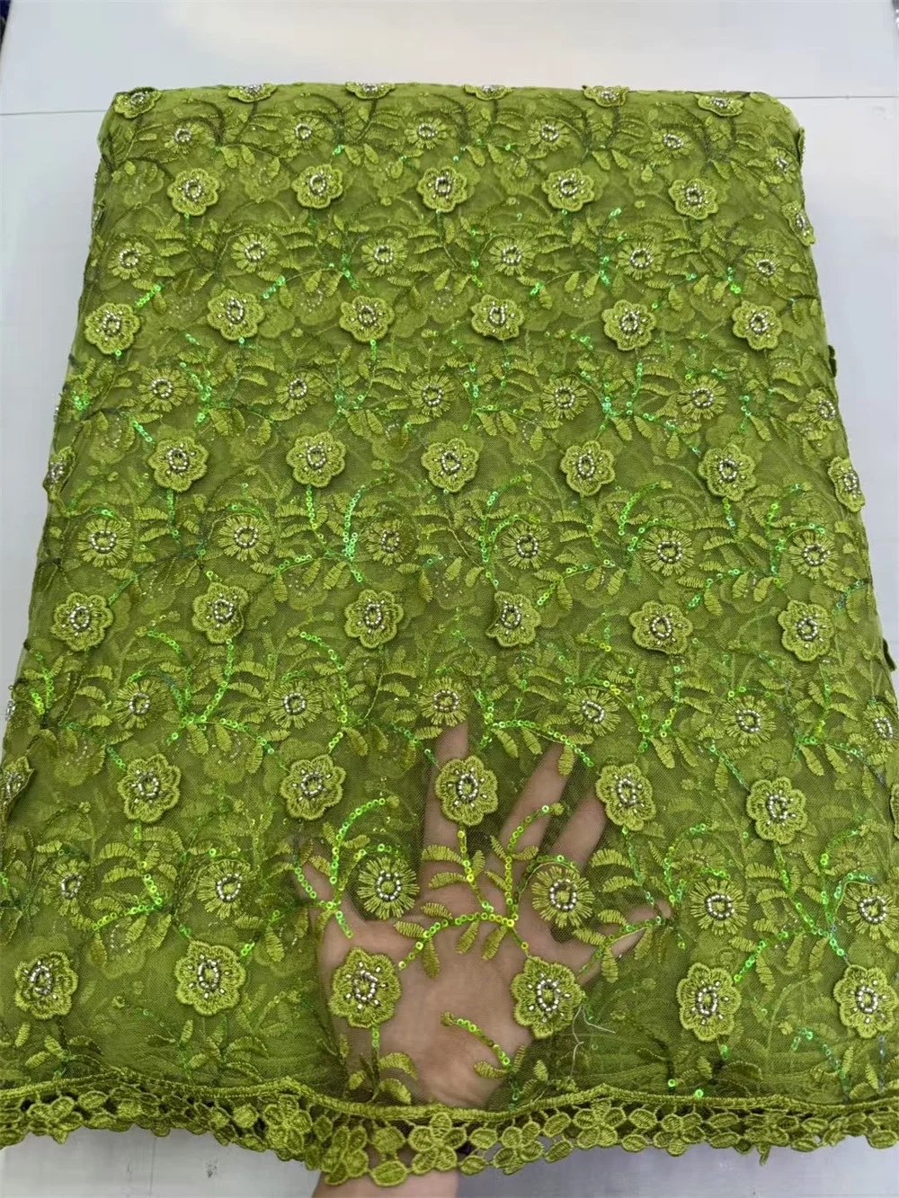 White Lace Fabric Nigerian Fabric 5Yard Green Lace Fabric Luxury Embroidered Tulle Lace Fabric High Quality 2025 Wedding A1104-1
White Lace Fabric Nigerian Fabric 5Yard Green Lace Fabric Luxury Embroidered Tulle Lace Fabric High Quality 2025 Wedding A1104-1