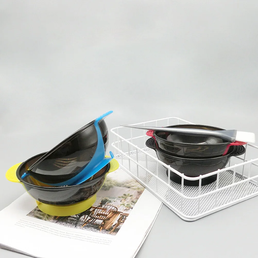 4Pcs Hair Coloring Bowl Set with Strong Suction Base Non-Slip Tinting Bowls for Hair Dye Mixing Salon-Grade Beauty Tool Kit
4Pcs Hair Coloring Bowl Set with Strong Suction Base Non-Slip Tinting Bowls for Hair Dye Mixing Salon-Grade Beauty Tool Kit