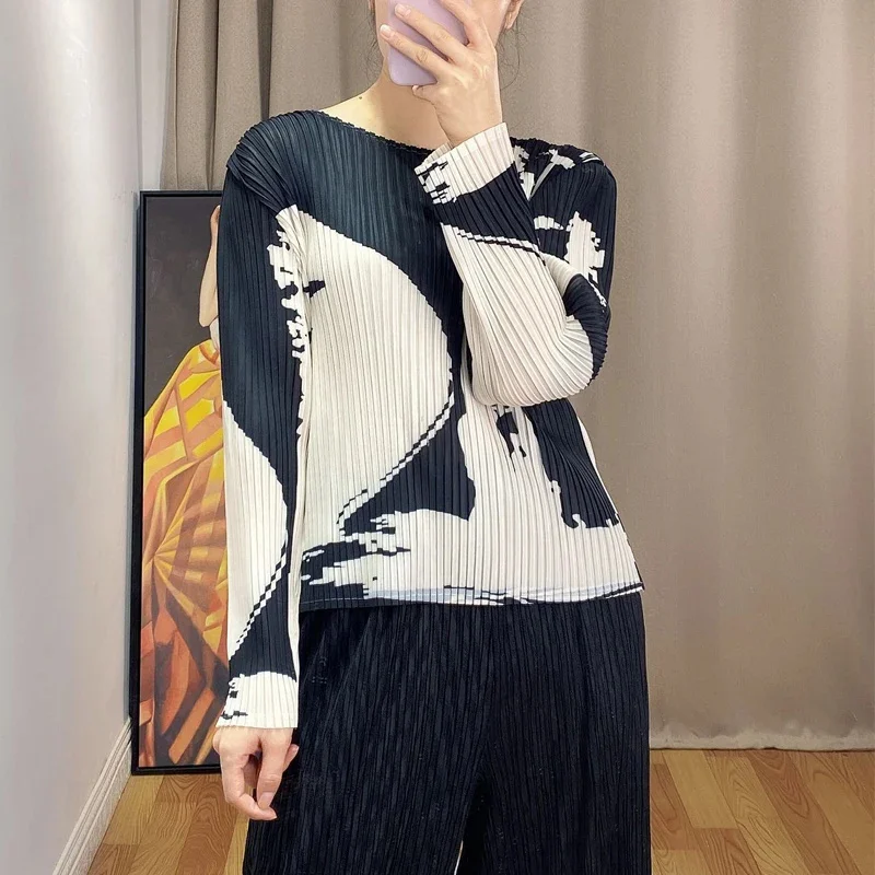 Changpleat, новинка весны 2021, женские топы с принтом, футболки Miyak, плиссированные модные свободные рукава, свободный круглый вырез, женская футболка большого размера
Changpleat, новинка весны 2021, женские топы с принтом, футболки Miyak, плиссированные модные свободные рукава, свободный круглый вырез, женская футболка большого размера