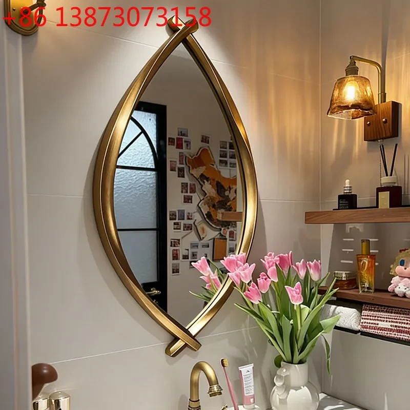 French bathroom and restroom light luxury American wall-mounted vintage bathroom mirror
French bathroom and restroom light luxury American wall-mounted vintage bathroom mirror