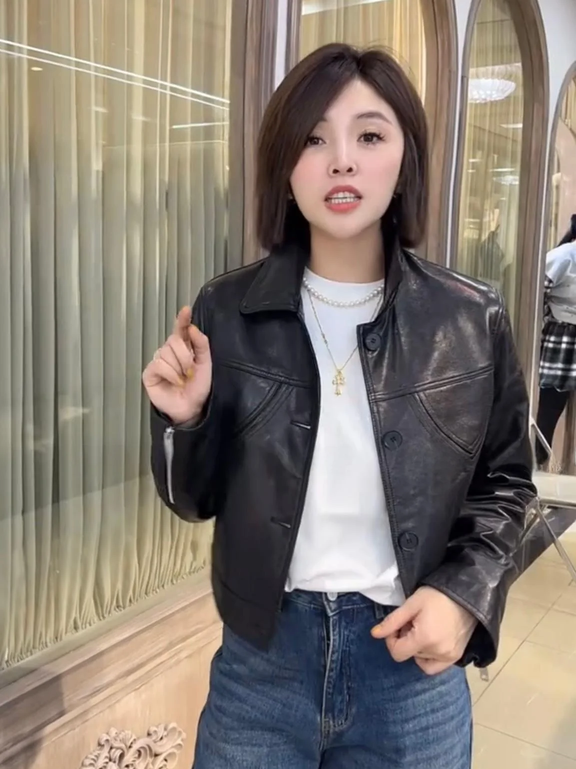 Американская ретро-куртка из натуральной кожи для женщин, весна 2025, новый дизайн, повседневная модная верхняя одежда
Американская ретро-куртка из натуральной кожи для женщин, весна 2025, новый дизайн, повседневная модная верхняя одежда