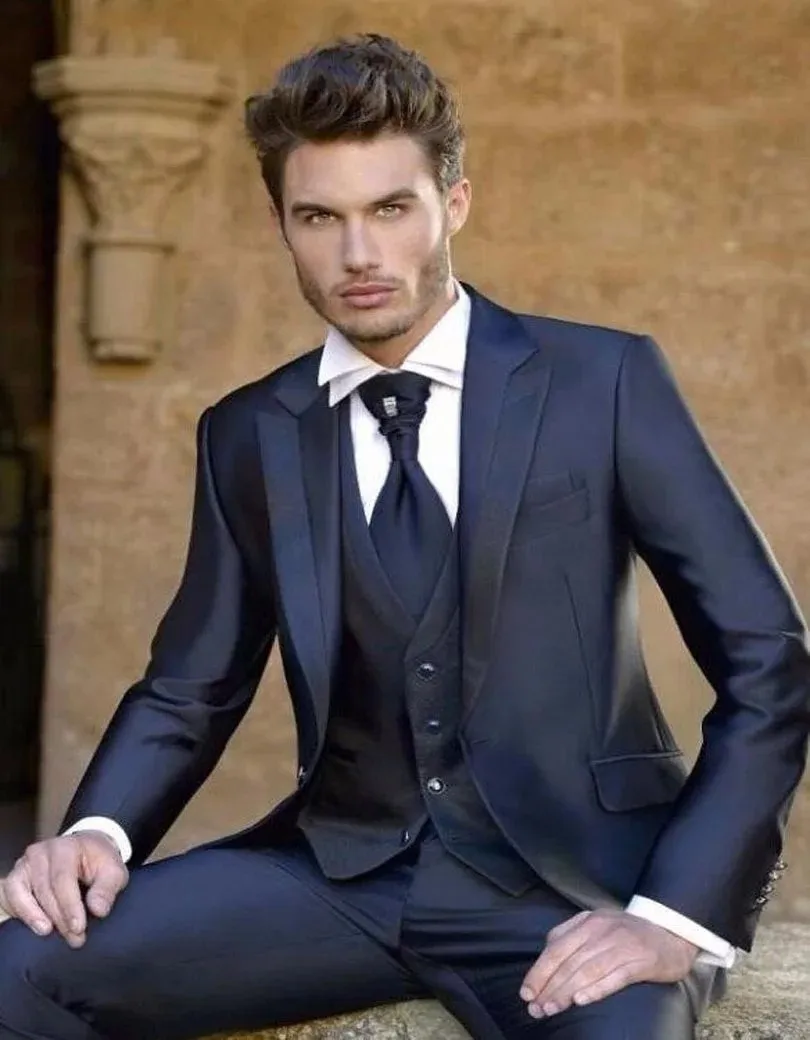 Classic Navy Blue One Button Groom suits for Wedding Man Suits For mens Suits Business Party Tuxedos (Jacket+Pants+Vest)
Classic Navy Blue One Button Groom suits for Wedding Man Suits For mens Suits Business Party Tuxedos (Jacket+Pants+Vest)