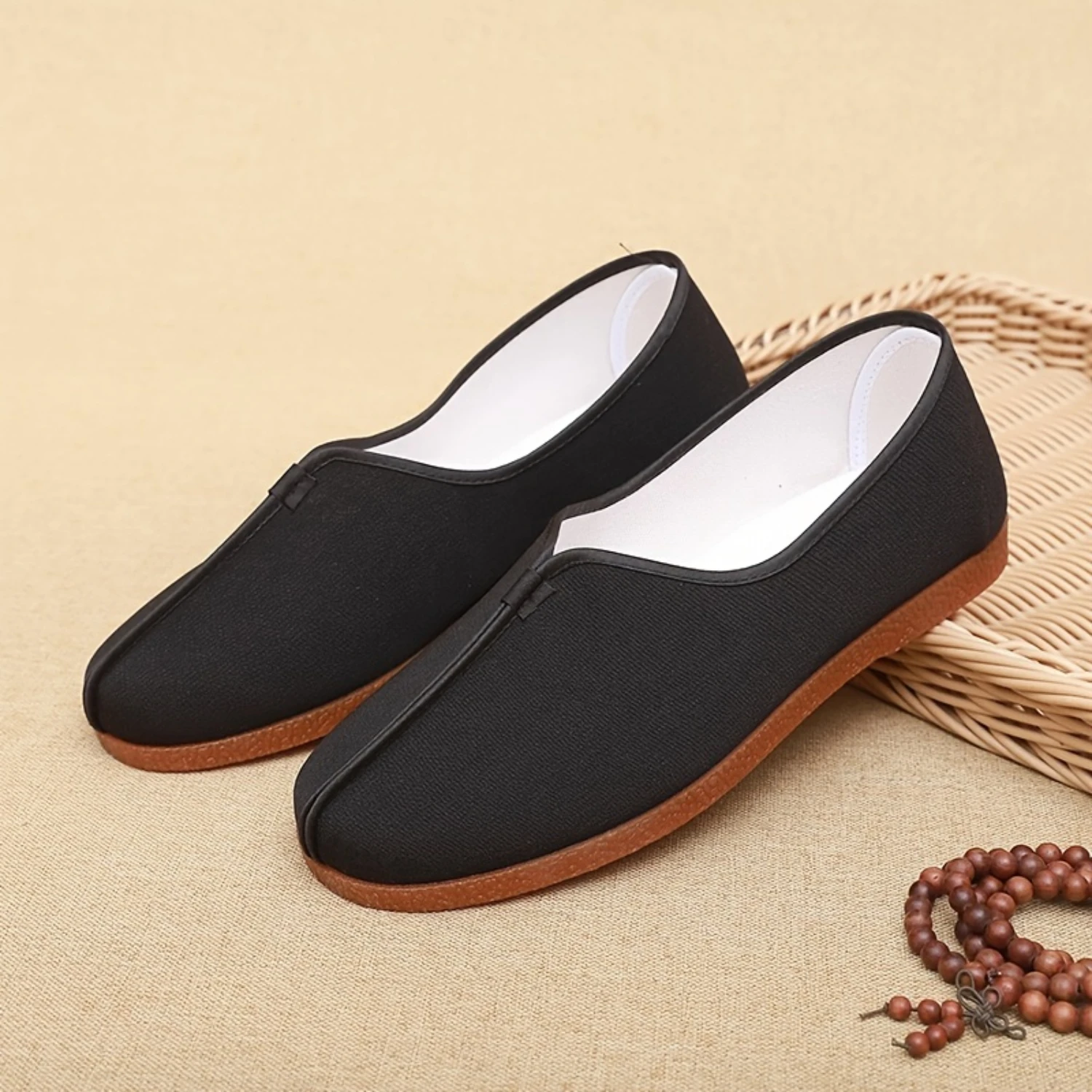Mens Traditional Chinese Flats - Ventilated & Ultra-Lightweight Slip-Ons for Outdoor Walking, Driving, Kung Fu, Tai Chi Training
Mens Traditional Chinese Flats - Ventilated & Ultra-Lightweight Slip-Ons for Outdoor Walking, Driving, Kung Fu, Tai Chi Training