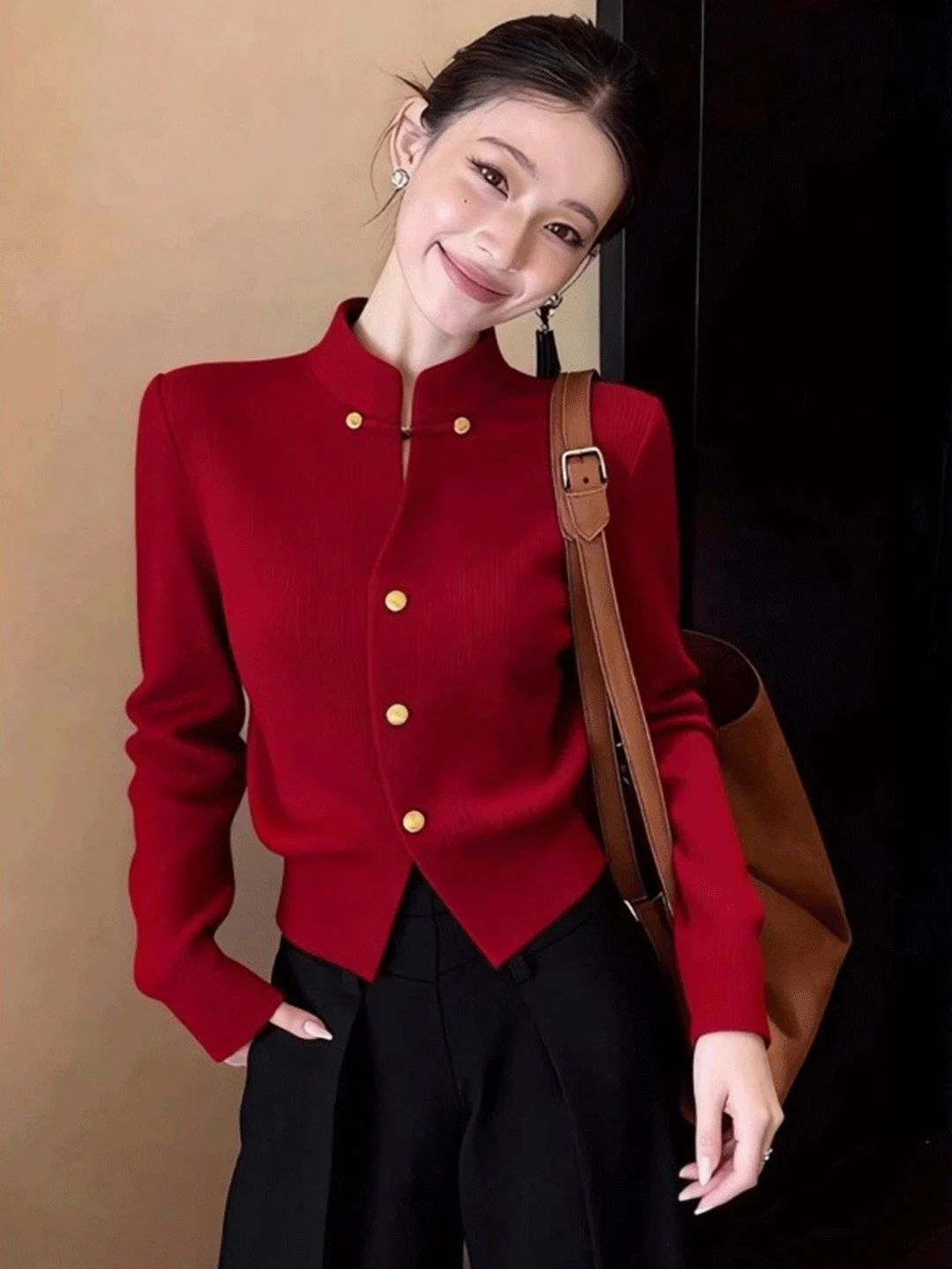 Red New Chinese Style Knitted Sweater Coat Women's Winter Bottoming Shirt Stand Collar Long Sleeve Warm Fashionable Top
Red New Chinese Style Knitted Sweater Coat Women's Winter Bottoming Shirt Stand Collar Long Sleeve Warm Fashionable Top
