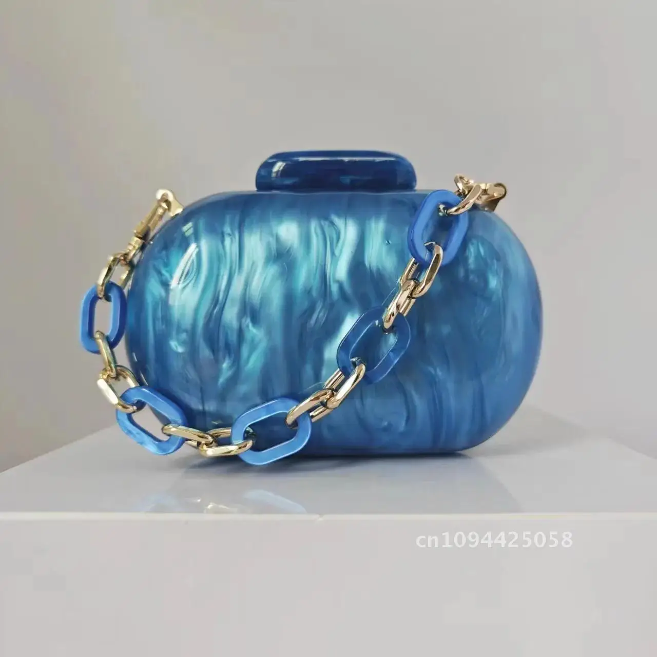 2024 New Fashion Red Bag For Women Acrylic Evening Clutch Crossbody Bags Evening Wallet Vintage Wedding Party Chain Mini Bag
2024 New Fashion Red Bag For Women Acrylic Evening Clutch Crossbody Bags Evening Wallet Vintage Wedding Party Chain Mini Bag