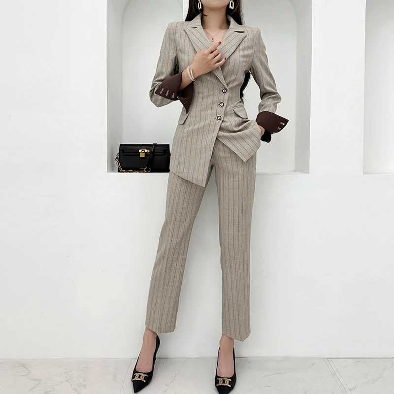 OL Lady Korean Style Slim Fit Striped Suit Two Piece Set Autumn Long Pants Waist Cinched Jacket Professional Workwear
OL Lady Korean Style Slim Fit Striped Suit Two Piece Set Autumn Long Pants Waist Cinched Jacket Professional Workwear