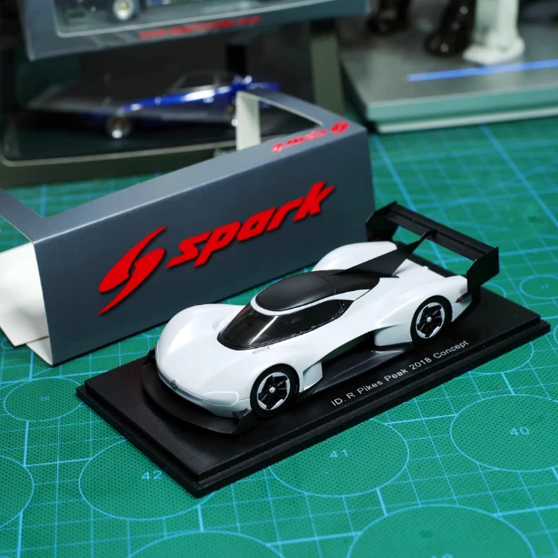 SPARK Model 1/43 Scale ID. R Pikes Peak 2018 Concept Resin Simulation Car Model Collection Display Toy Gift Souvenir
SPARK Model 1/43 Scale ID. R Pikes Peak 2018 Concept Resin Simulation Car Model Collection Display Toy Gift Souvenir
