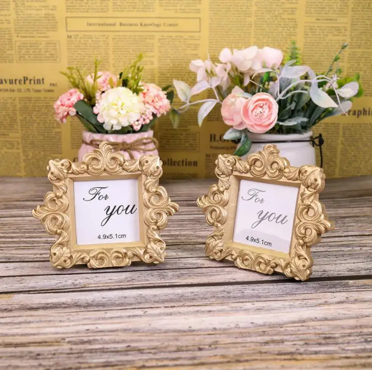 50pcs wedding favors party gifts Baroque gold place name card holder photo frame decoration ni522
50pcs wedding favors party gifts Baroque gold place name card holder photo frame decoration ni522