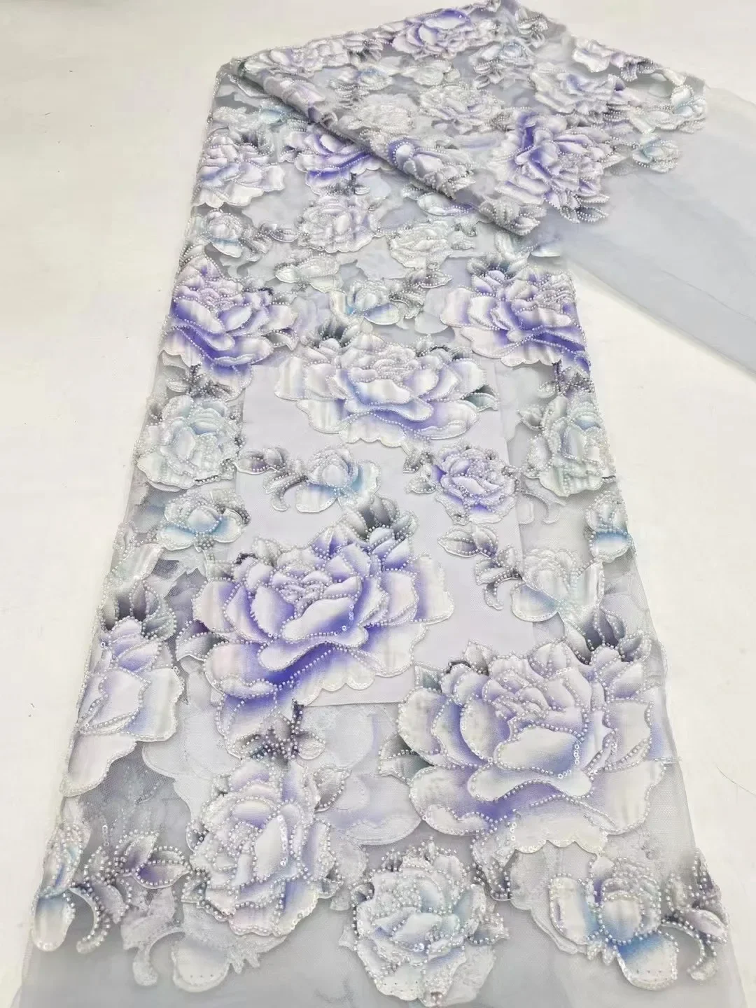 French beaded lace fabric, high-quality African sequin embroidery, Nigerian lace fabric, wedding dress sewing materials
French beaded lace fabric, high-quality African sequin embroidery, Nigerian lace fabric, wedding dress sewing materials