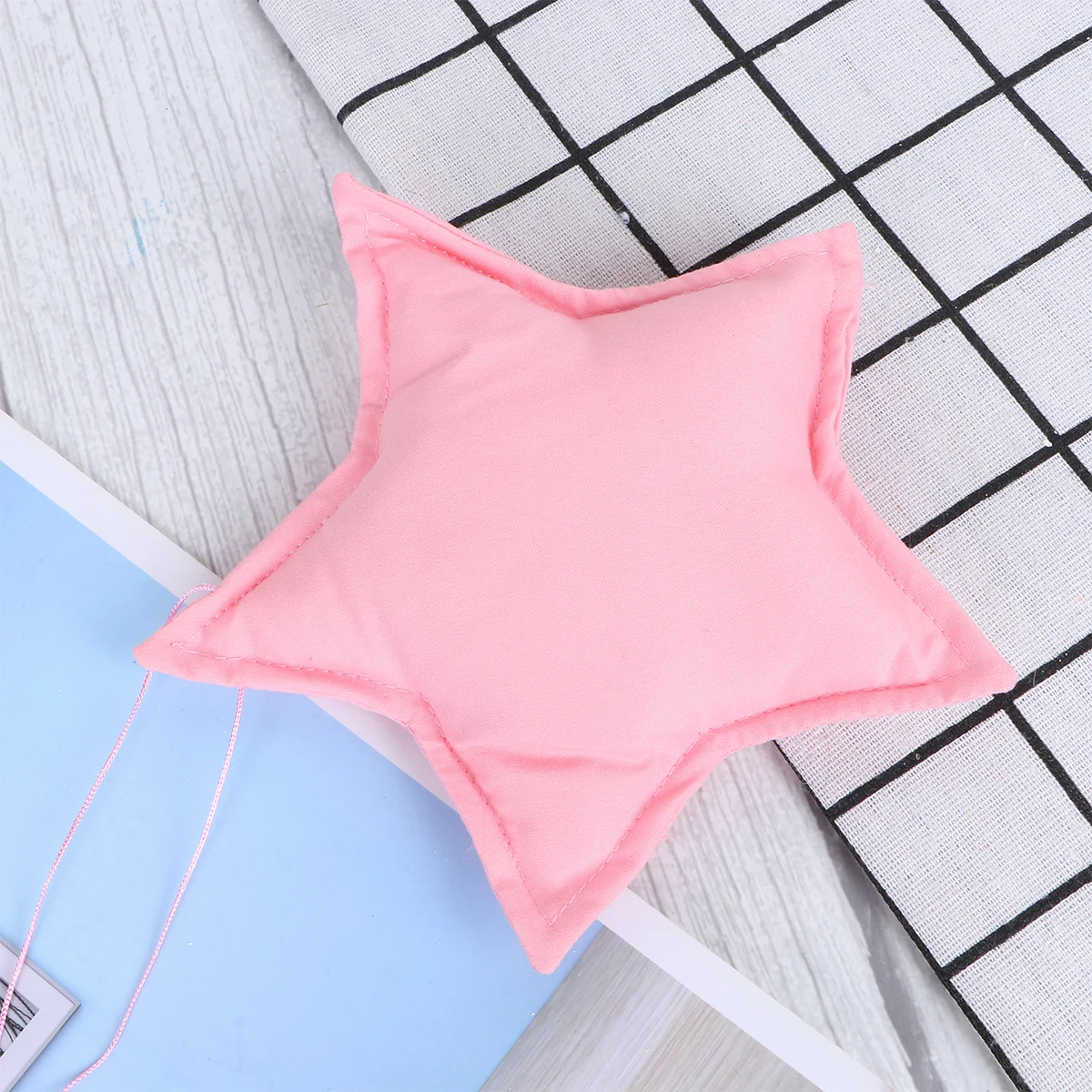 Star String Decoration Delicate Non-toxic Children's Room Crib Tent Baby Hanging Cribs Decorations for Wall Lightweight Durable
Star String Decoration Delicate Non-toxic Children's Room Crib Tent Baby Hanging Cribs Decorations for Wall Lightweight Durable
