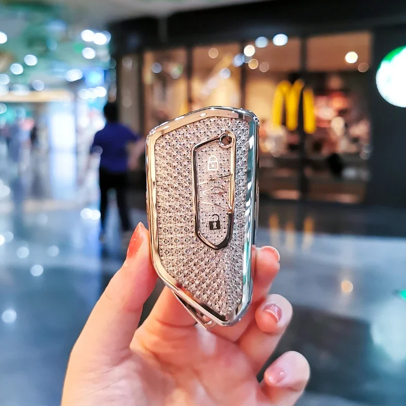 Suitable for Volkswagen LaMano keycase 24 Magotan B9 terramont tavendor ID3 golf 8 id6 id7 talagon ID4 keycover keyshell chain
Suitable for Volkswagen LaMano keycase 24 Magotan B9 terramont tavendor ID3 golf 8 id6 id7 talagon ID4 keycover keyshell chain