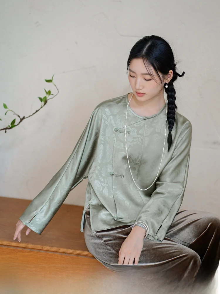 Original Artwork Bizi Women's irt Chinese Sle Button Design Acetate Embroidery Bean een Color Autumn New Arrival Top
Original Artwork Bizi Women's irt Chinese Sle Button Design Acetate Embroidery Bean een Color Autumn New Arrival Top