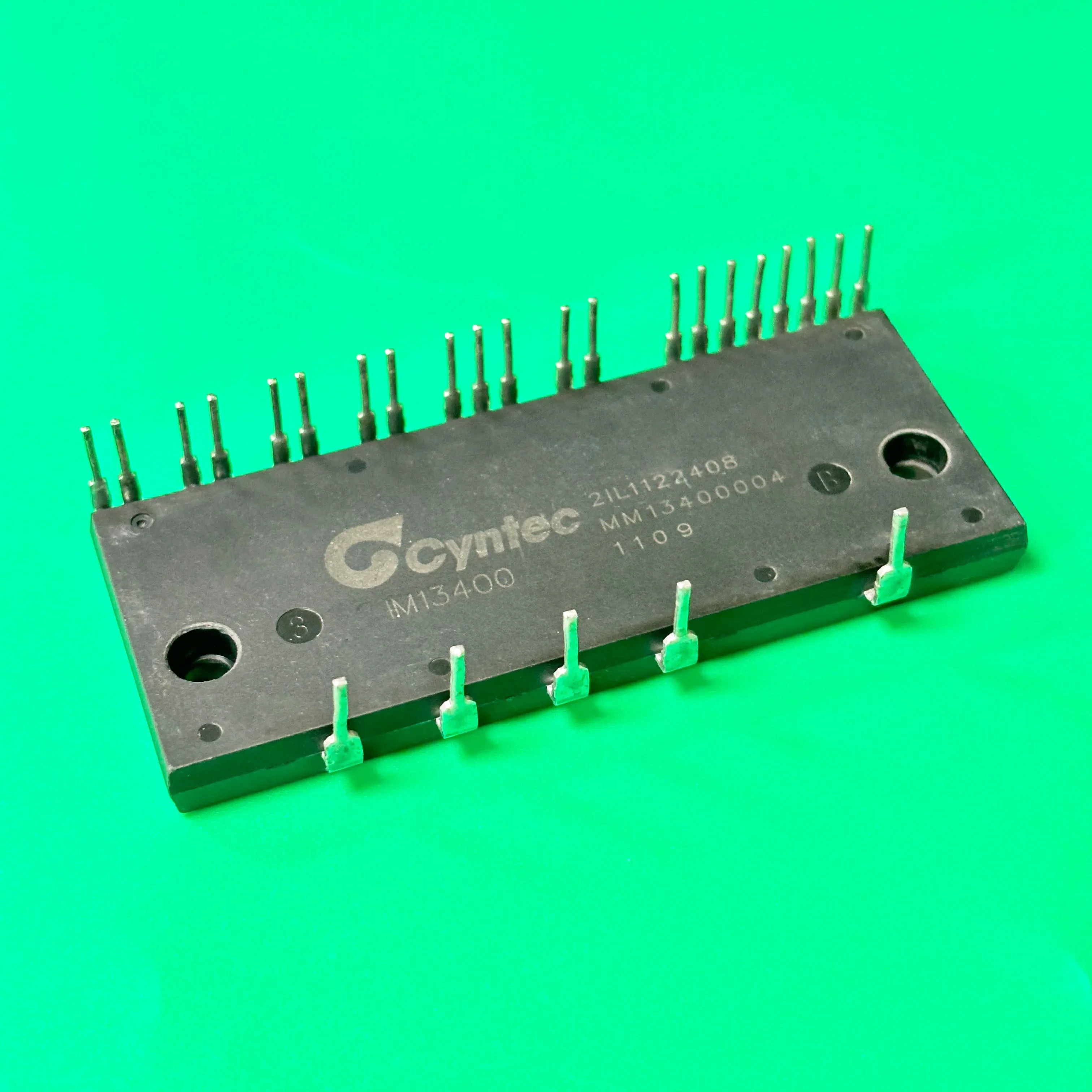 IM13400 LDIP26 Cyntec IPM — это интегрированная система защиты привода, функции управления, разработанный 3-фазный драйвер двигателя IM13400-LDIP26
IM13400 LDIP26 Cyntec IPM — это интегрированная система защиты привода, функции управления, разработанный 3-фазный драйвер двигателя IM13400-LDIP26