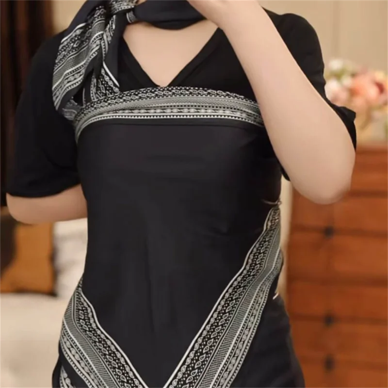 Саржевая шаль, шарф, женский треугольный квадратный шарф, роскошный принт, мягкая повязка на голову, галстук на шею, хиджаб, шейный платок, подарок, шейный платок 
Саржевая шаль, шарф, женский треугольный квадратный шарф, роскошный принт, мягкая повязка на голову, галстук на шею, хиджаб, шейный платок, подарок, шейный платок