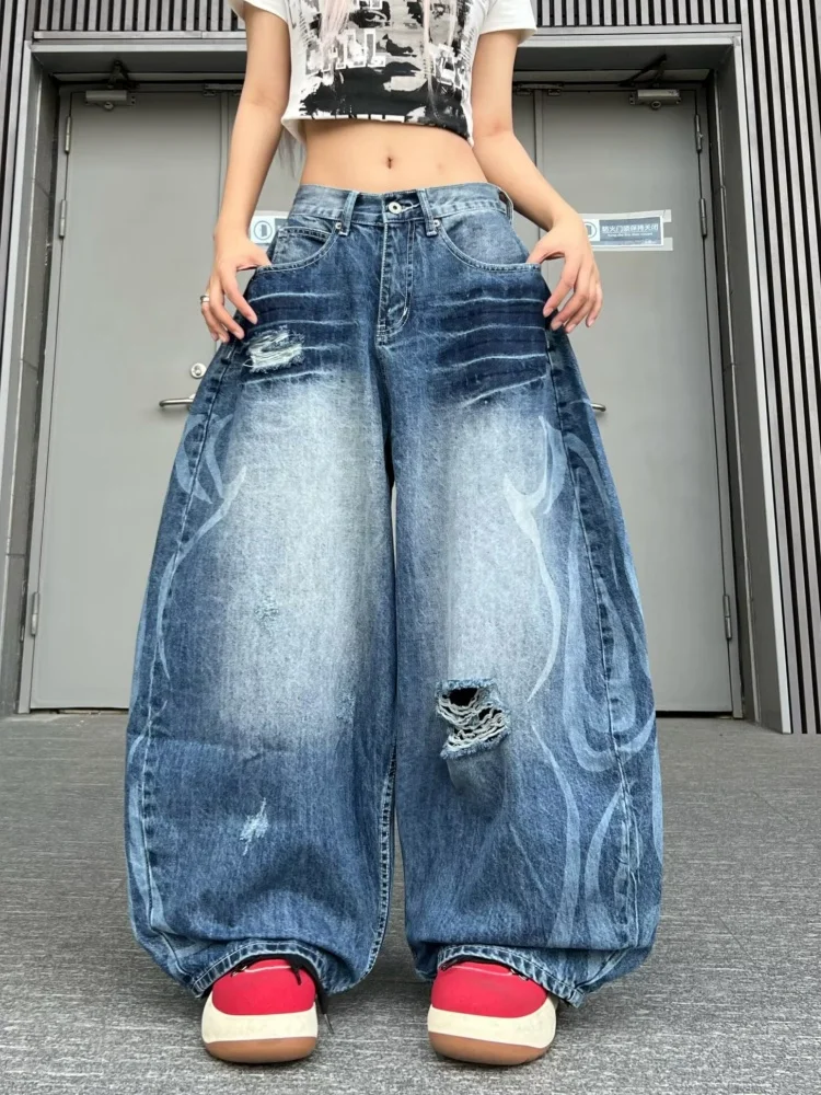 2026 American Retro Y2K Streetwear Washed Blue Baggy Women's Ripped Jeans Pants For Woman Clothing Wide Leg Loose Denim Trousers
2026 American Retro Y2K Streetwear Washed Blue Baggy Women's Ripped Jeans Pants For Woman Clothing Wide Leg Loose Denim Trousers