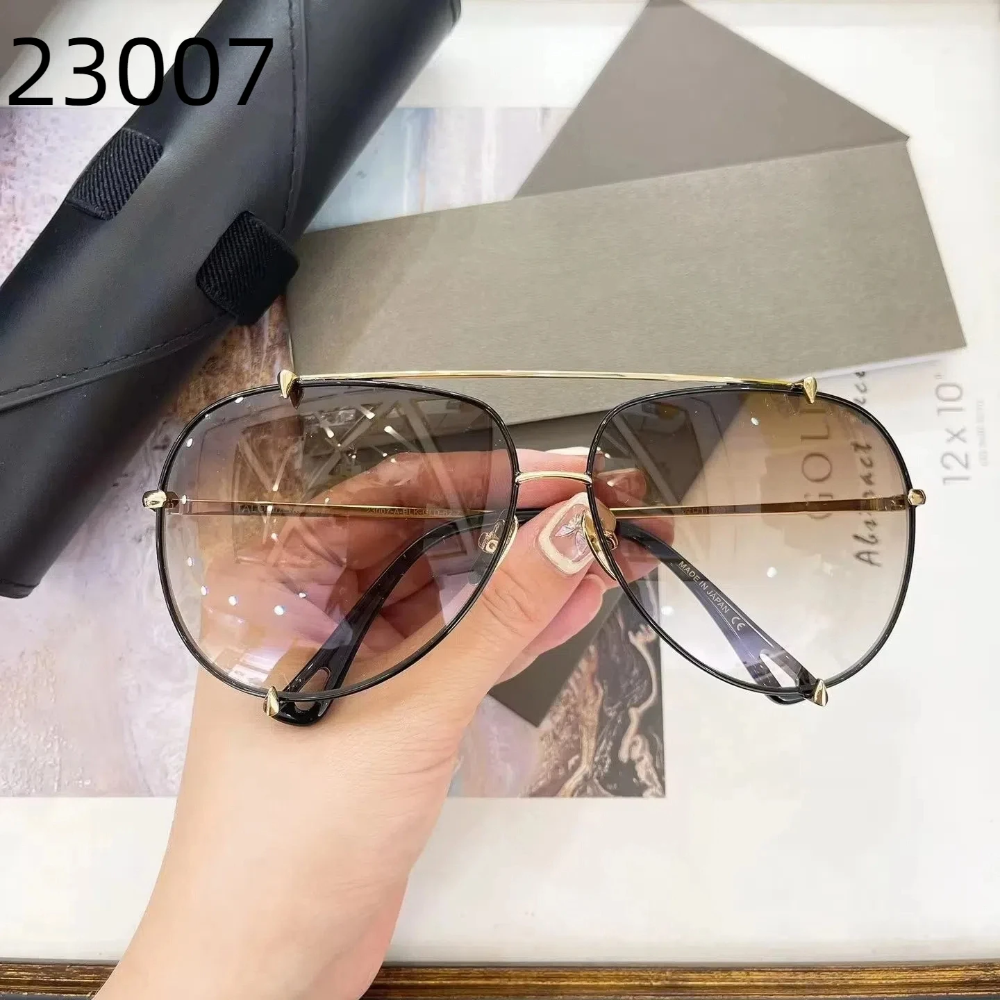 Original TALON 23007 Popular Oval Alloy Frame Luxury Men Sunglasses Top Quality UV400 Driving Anti-Glare Women Couple Eyewear
Original TALON 23007 Popular Oval Alloy Frame Luxury Men Sunglasses Top Quality UV400 Driving Anti-Glare Women Couple Eyewear