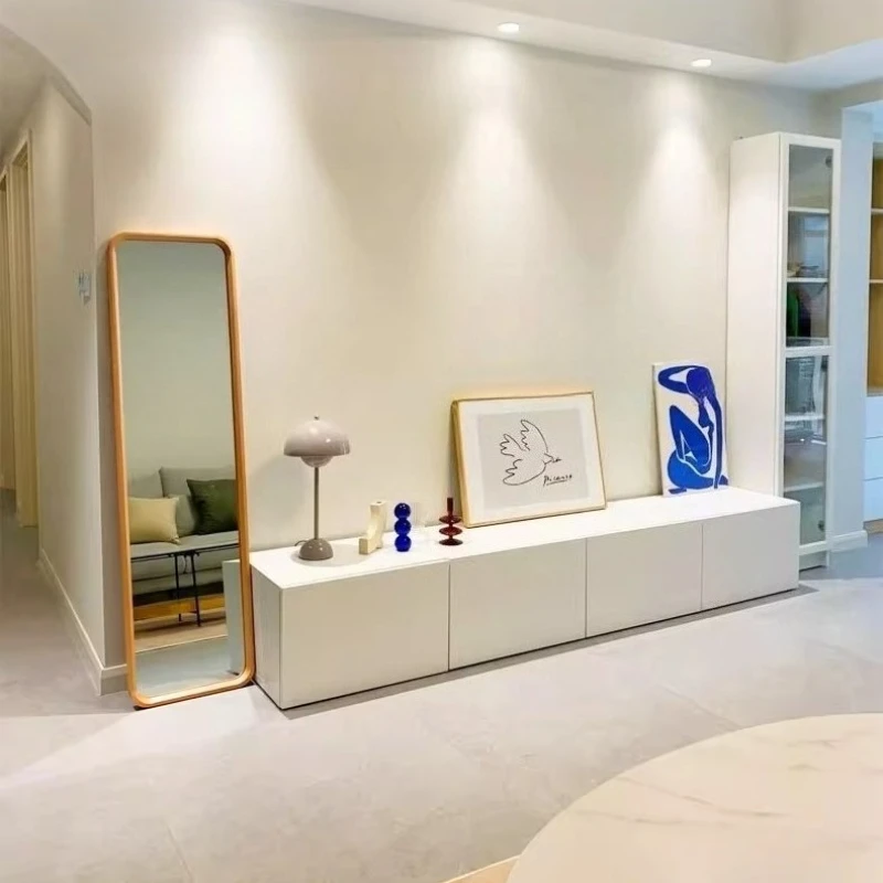 Легкая роскошная подставка для телевизора в европейском стиле, простой и стильный минималистичный шкафчик для хранения, мебель для гостиной, скандинавский стол для телевизора
Легкая роскошная подставка для телевизора в европейском стиле, простой и стильный минималистичный шкафчик для хранения, мебель для гостиной, скандинавский стол для телевизора