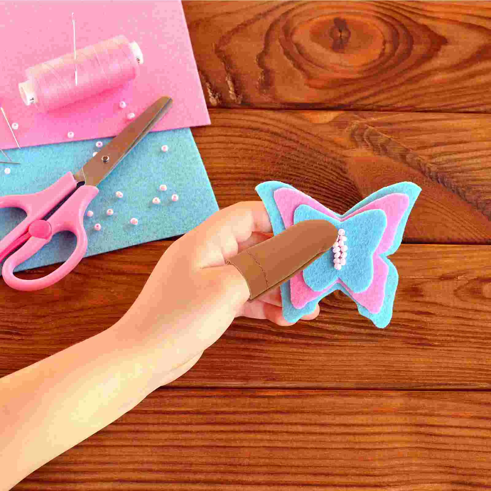 2pcs Thimble Finger Protector Cowhide Finger Guard Finger Protector for Women Adults Random Color
2pcs Thimble Finger Protector Cowhide Finger Guard Finger Protector for Women Adults Random Color