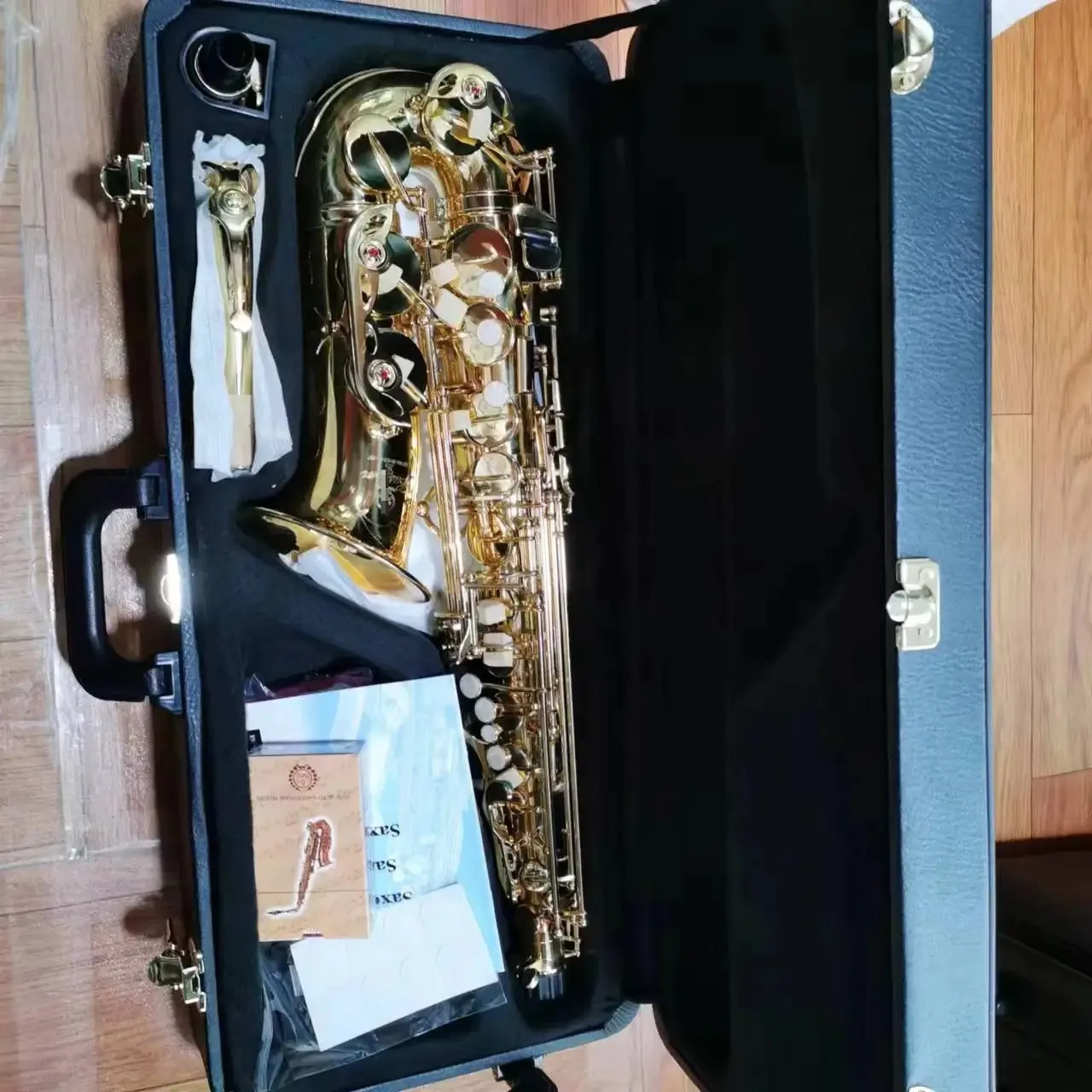 2026 горячий новый новый саксофон Alto YAS-480 E саксофон музыкальный инструмент с мундштуком футляра
2026 горячий новый новый саксофон Alto YAS-480 E саксофон музыкальный инструмент с мундштуком футляра