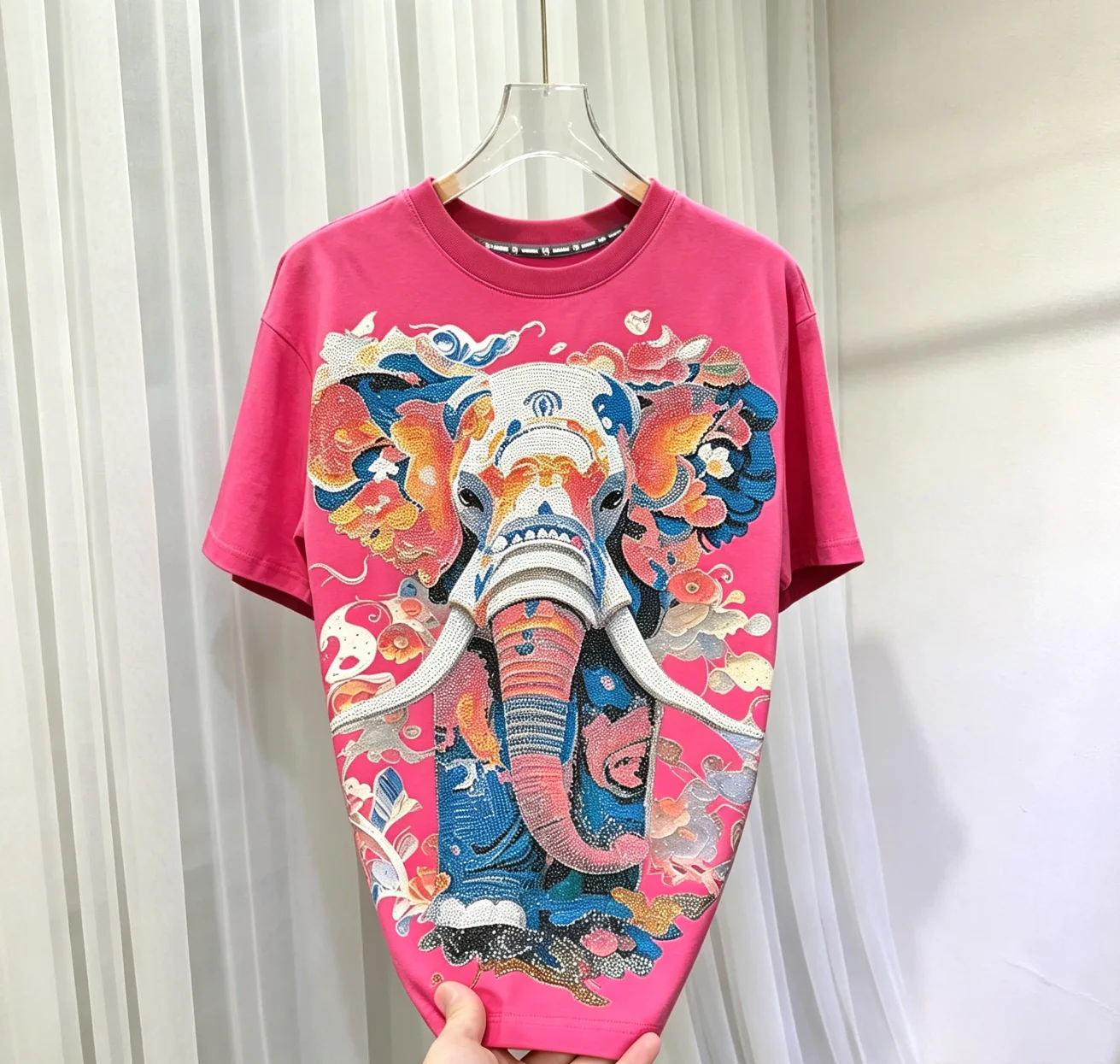 Handsome New Spring Summer Loose Male Short Sleeve T-shirt Luxury Hot Diamonds All-match Large Size Round Neck Pullover Tops
Handsome New Spring Summer Loose Male Short Sleeve T-shirt Luxury Hot Diamonds All-match Large Size Round Neck Pullover Tops