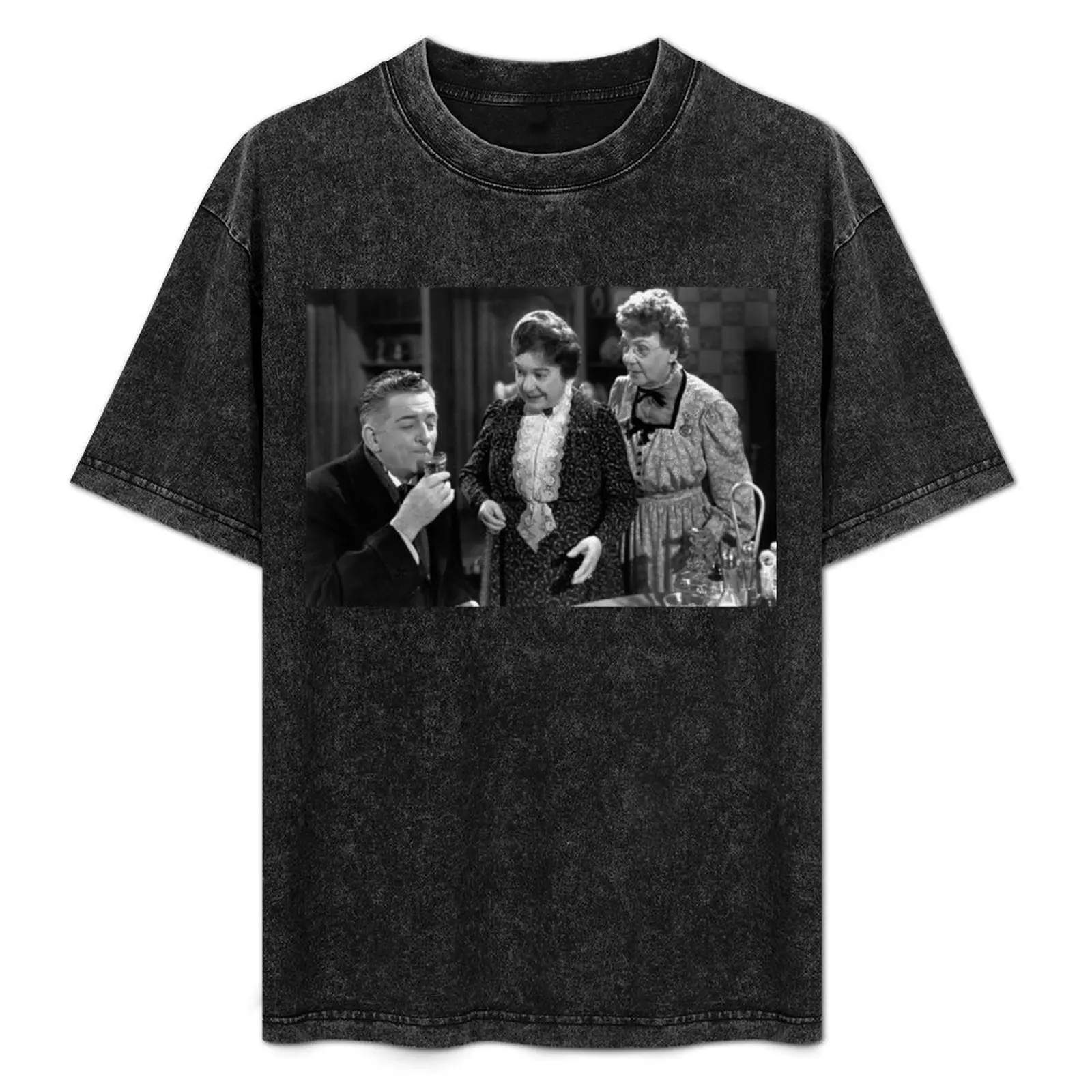 Arsenic and Old Lace vintage T-Shirt Work Utility Casual Tee Shirt
Arsenic and Old Lace vintage T-Shirt Work Utility Casual Tee Shirt