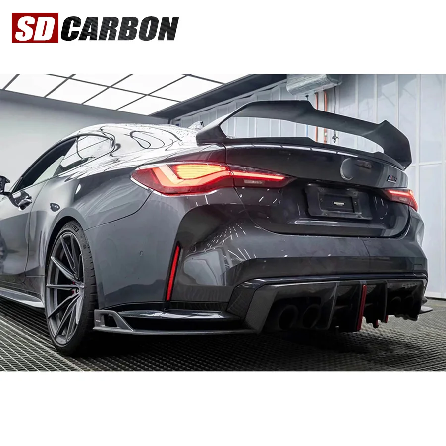 For BMW M3 G80 M4 G82 G83 Carbon Fiber Rear Lip Diffuser Back Bumper Spoiler With Light Diffuser body kit Auto Parts
For BMW M3 G80 M4 G82 G83 Carbon Fiber Rear Lip Diffuser Back Bumper Spoiler With Light Diffuser body kit Auto Parts