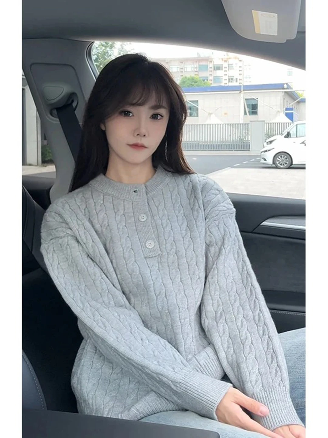 Мягкий вязаный удлиненный свитер для мужчин, осенний, свободного кроя, для ношения под одеждой, комфортный, легкий, повседневный, стильный
Мягкий вязаный удлиненный свитер для мужчин, осенний, свободного кроя, для ношения под одеждой, комфортный, легкий, повседневный, стильный