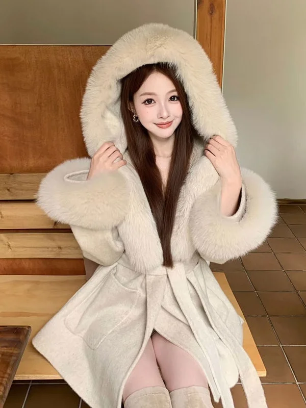 Korean Sle Luxury Miss Rich Long Woolen Coat Autumn Gentle Faion Loose Large Coat Soft Comfortable Material Hooded Design
Korean Sle Luxury Miss Rich Long Woolen Coat Autumn Gentle Faion Loose Large Coat Soft Comfortable Material Hooded Design