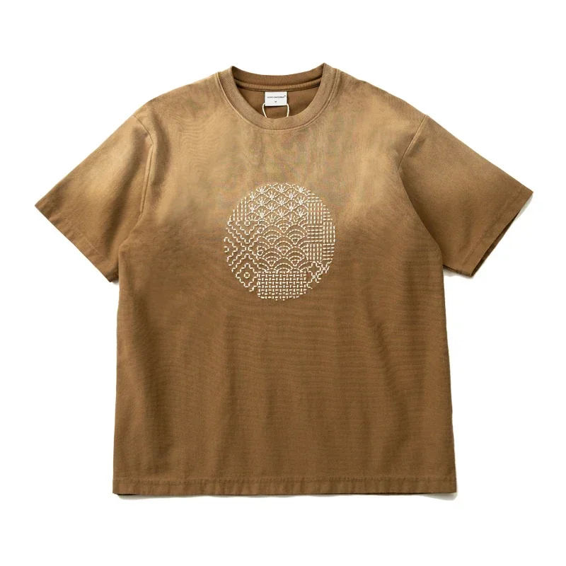 Japanese Tee Heavy Gradient Wash Vintage Element Embroidery Loose Round Neck Short Sleeve T-shirt for Men and Women
Japanese Tee Heavy Gradient Wash Vintage Element Embroidery Loose Round Neck Short Sleeve T-shirt for Men and Women