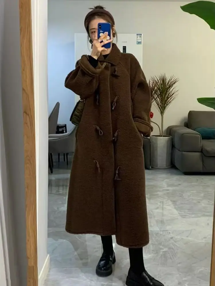 Young Women's Long Thickened Winter Coat Lamb Fur Eco-friendly Plush Casual Korean Style High Waist Loose Fit Jacket
Young Women's Long Thickened Winter Coat Lamb Fur Eco-friendly Plush Casual Korean Style High Waist Loose Fit Jacket