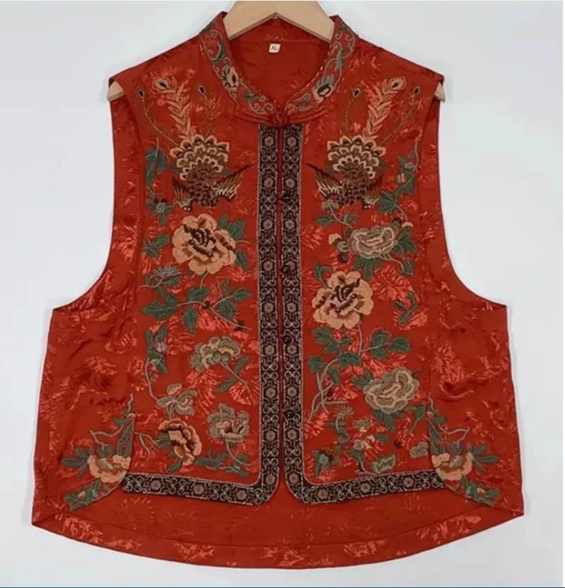 2025 Spring and Summer New Chinese Style Heavy Industry Embroidery Ethnic Style Vest Women's New cardigan vest Versatile Vest
2025 Spring and Summer New Chinese Style Heavy Industry Embroidery Ethnic Style Vest Women's New cardigan vest Versatile Vest