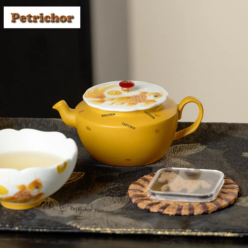 120ml Hand-painted Golden Carp Teapot Traditional Tea Infuser Pot Tea Maker Kettle With Filter White Tea Drinkware Ornaments
120ml Hand-painted Golden Carp Teapot Traditional Tea Infuser Pot Tea Maker Kettle With Filter White Tea Drinkware Ornaments