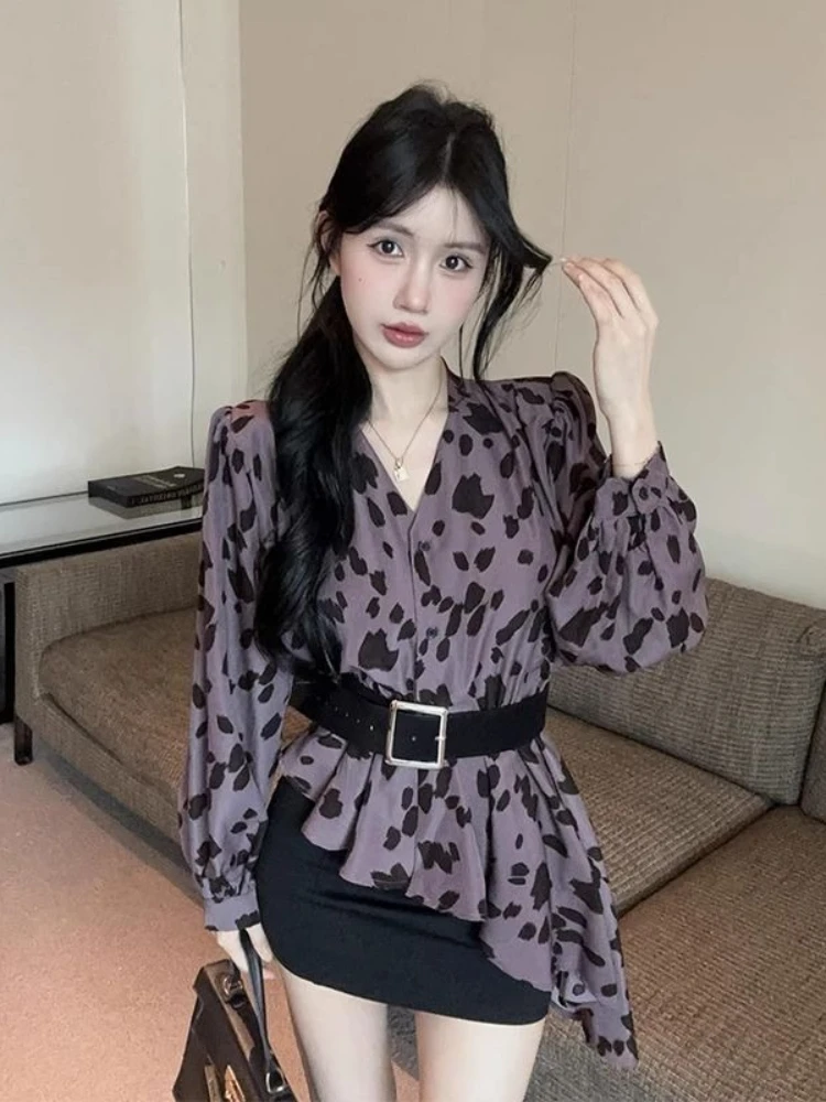 Women Vintage Leopard Print Long Sleeve Blouse Summer Loose Fit Shirt With Waist Tie Belt Fashion Casual Elegant Top
Women Vintage Leopard Print Long Sleeve Blouse Summer Loose Fit Shirt With Waist Tie Belt Fashion Casual Elegant Top